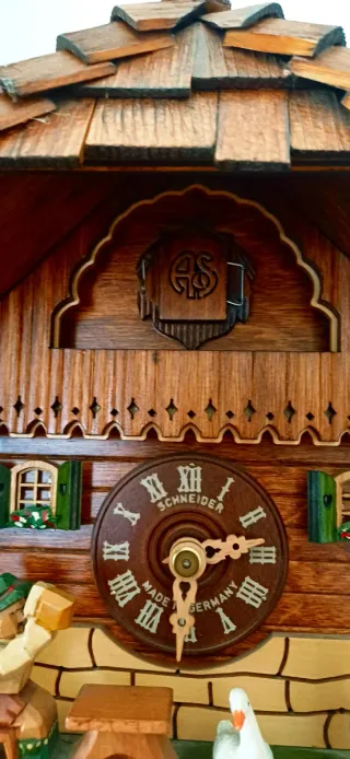 Orologio a cucù Schneider in legno