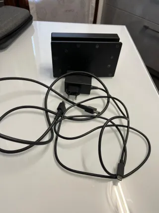 Nintendo Switch + Ring Fit Adventure + accessori