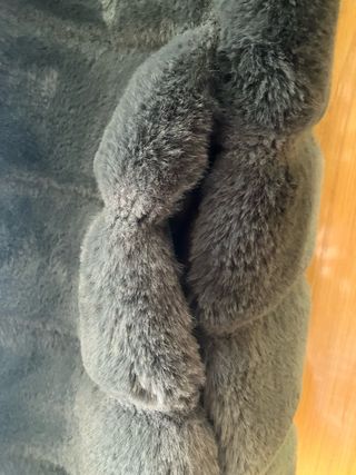 Chaqueta peluche verde con capucha