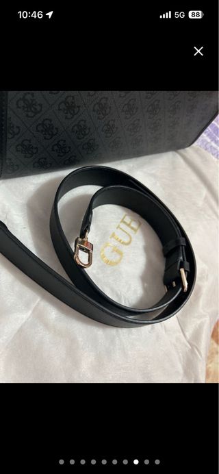 Bolso Guess Negro Monogram