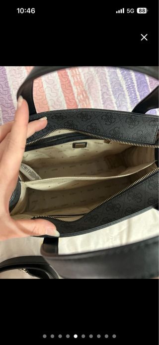 Bolso Guess Negro Monogram