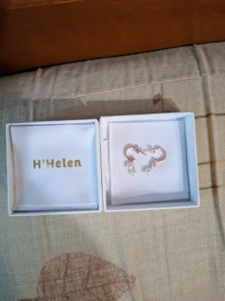 Pendientes H'Helen Oro Blanco Perlas