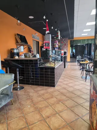 Se traspasa cafeteria