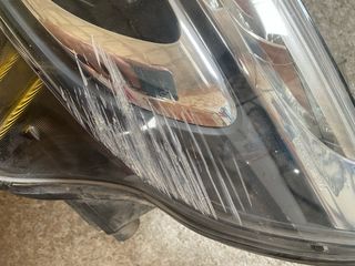 Faro delantero Hella mercedes vito/viano w 447