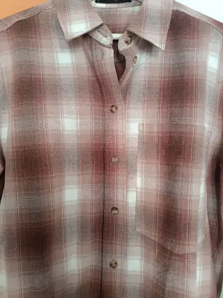 Camisa cuadros Mango Talla S. Agotada en web