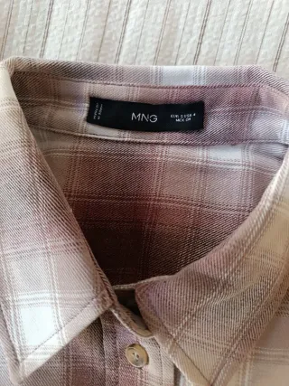 Camisa cuadros Mango Talla S. Agotada en web