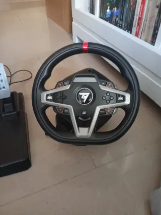 Volante e Pedali Thrustmaster T248