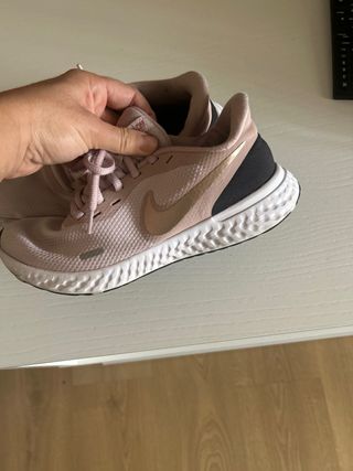 Zapatillas Nike Rosa y Blancas
