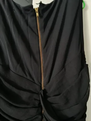 Vestido de fiesta negro drapeado