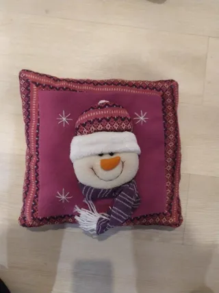 Almohadas Navideñas Santa y Muñeco Nieve