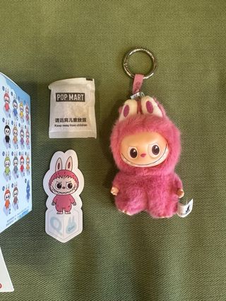 Labubu Pin For Love Q Pop Mart Originale