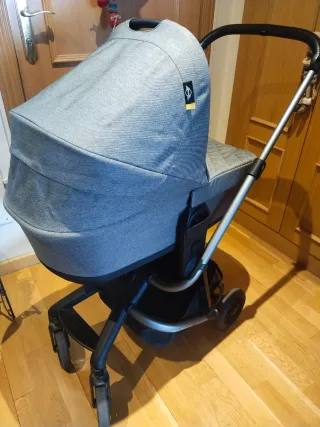 Carrito Bebé Easywalker Mini 2Piezas. 1 año de uso