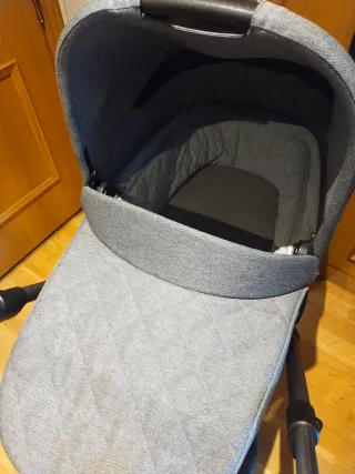 Carrito Bebé Easywalker Mini 2Piezas. 1 año de uso