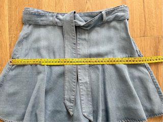 Minifalda pantalón vaquera azul claro Zara XS