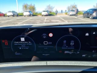 Peugeot 3008 GT HYBRID (2024)