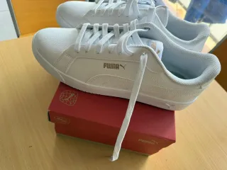 Zapatillas Puma Hombre Blancas Doradas Nuevas.