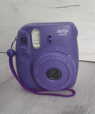 Cámara Fujifilm Instax Mini 8 Morado