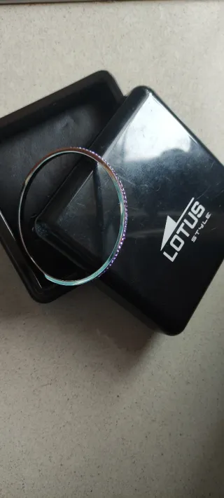 Pulsera Lotus Acero con Circonitas Moradas