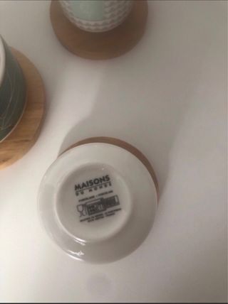 Juego 4 Vasos y 2 Cuencos Porcelana