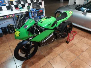 Kawasaki Ninja ZZR 250 Circuito