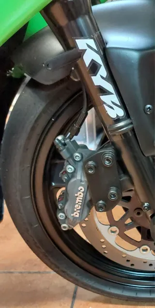 Kawasaki Ninja ZZR 250 Circuito