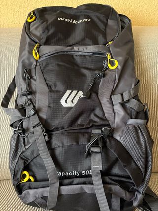 Mochila de montaña Weikani 50L. Nueva a estrenar