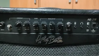 Amplificador Harley Benton HB-20R Negro