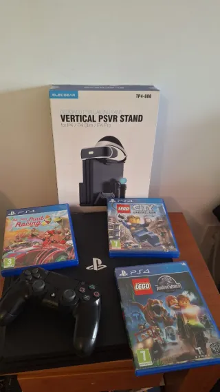 PS4 Pro + 3 Juegos + Soporte Vertical