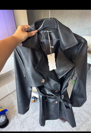 Chaqueta de pulipiel cuero tipo gabardina