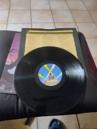 Magnum The Eleventh Hour LP 1983 UK