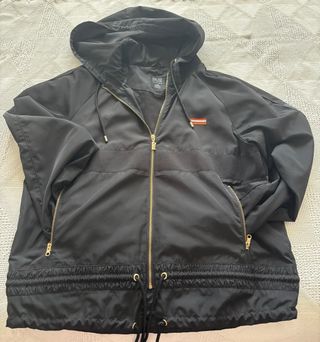 P.E Nation Cortavientos Negro