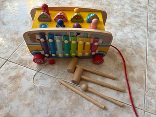 Giocattoli in legno per neonati