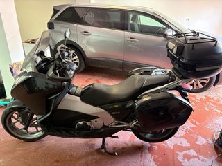 Honda NC 700 D Scooter