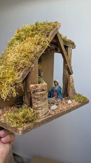 Capanna Presepe con statuine fisse