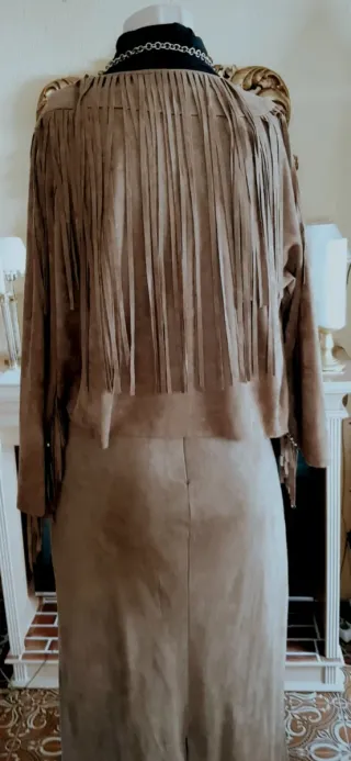 Chaqueta de ante con flecos estilo Western