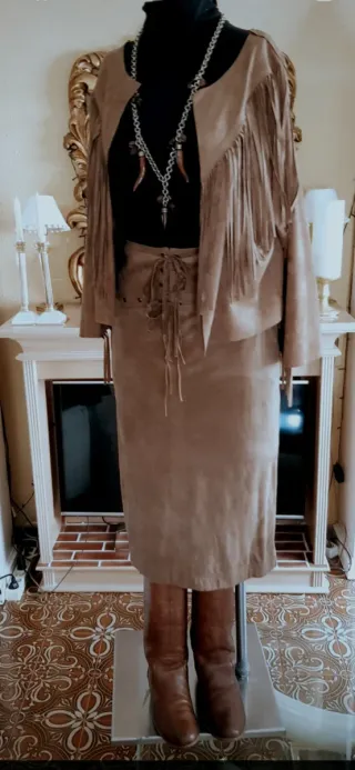 Chaqueta de ante con flecos estilo Western