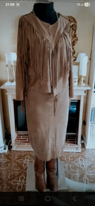 Chaqueta de ante con flecos estilo Western