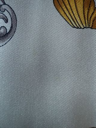 Foulard in seta fantasia azzurro e oro