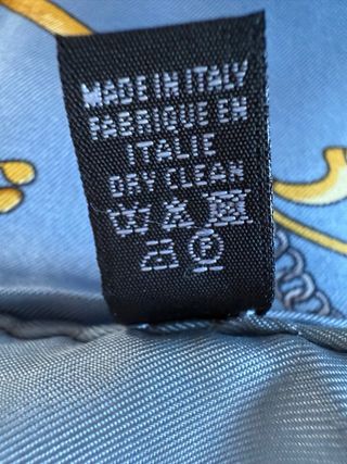 Foulard in seta fantasia azzurro e oro