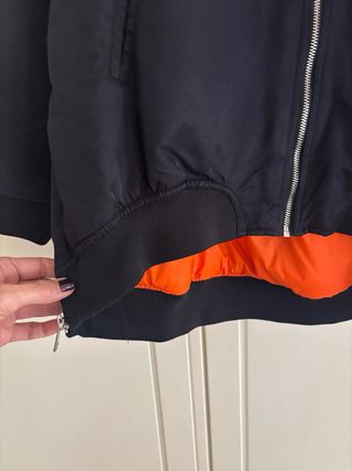 Bomber Oversize Zara. No envio