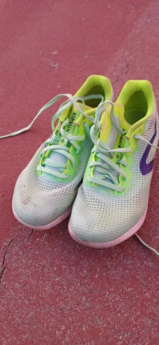 Zapatillas atletismo KIPRUN poco uso