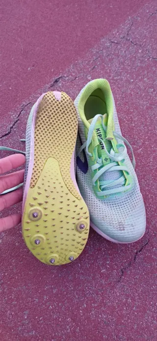 Zapatillas atletismo KIPRUN poco uso