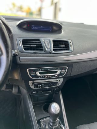 Renault Megane limited 2015