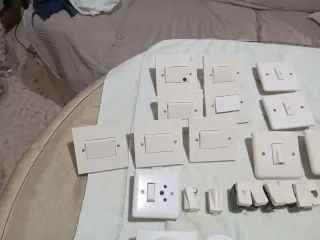 Lote Interruptores y Enchufes Simon