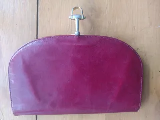 Cartera Vintage Burdeos.