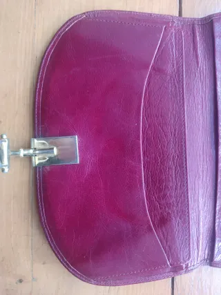 Cartera Vintage Burdeos.