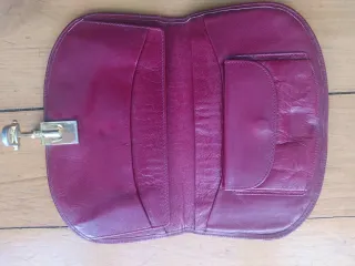Cartera Vintage Burdeos.