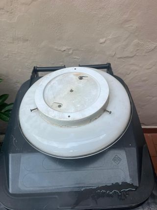 Plafoniera in vetro e plastica