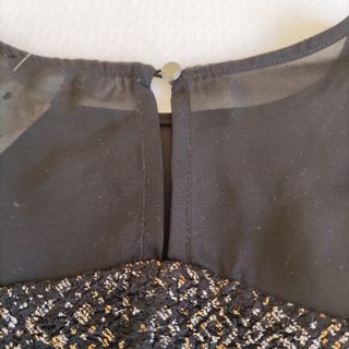 Vestido Negro y Dorado Morgan Talla S