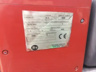 Carretilla Elevadora BT Diésel 2500 KG